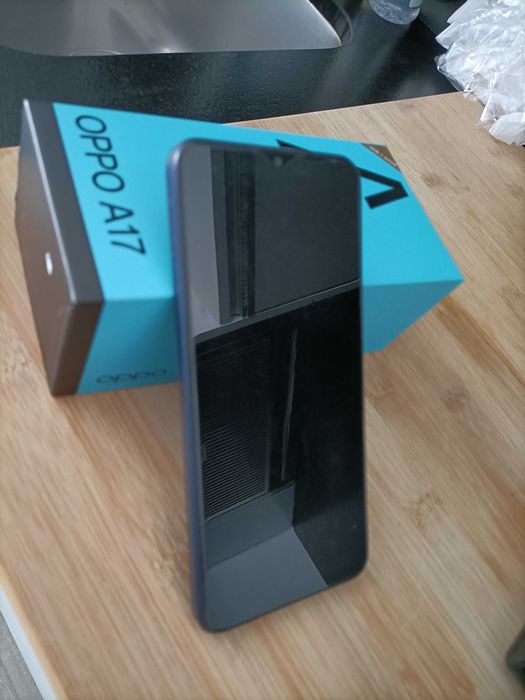 Telemovel OPPO A17
