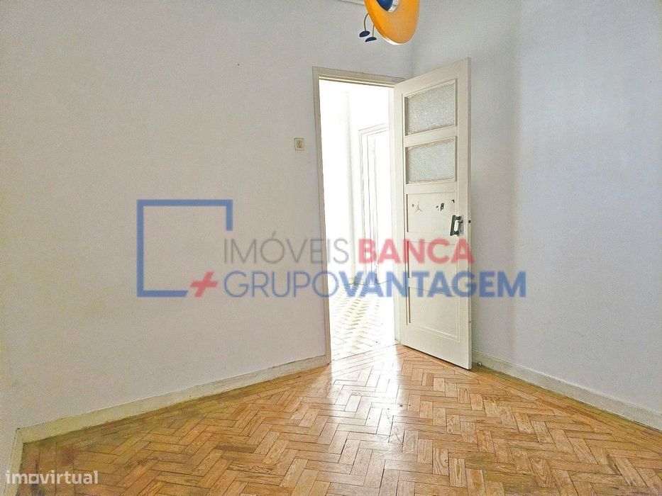 Apartamento T3, 80 m2 Barreiro l Bem Localizado