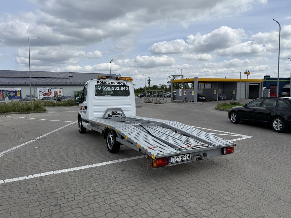 Renault Master 2004r. Laweta pomoc drogowa