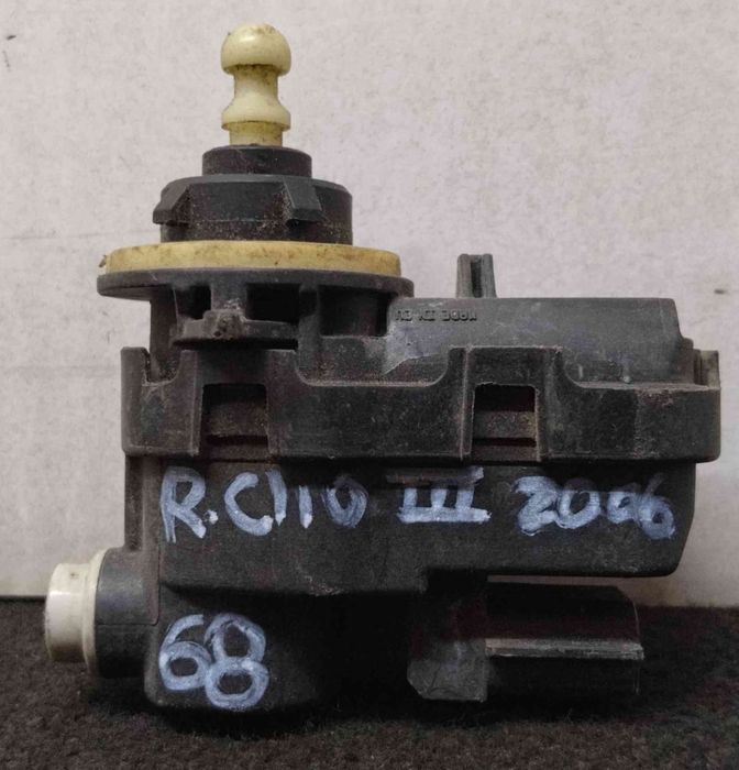Nivelador de Ótica 8200402521 - RENAULT CLIO III