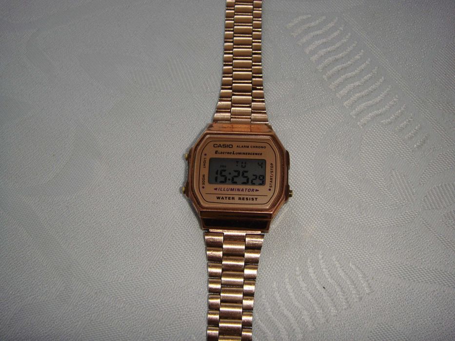 CASIO  - Zegarek  ,,,  Męski