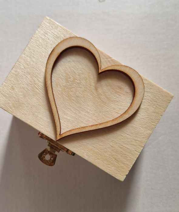 Pudełko na obrączki ślubne