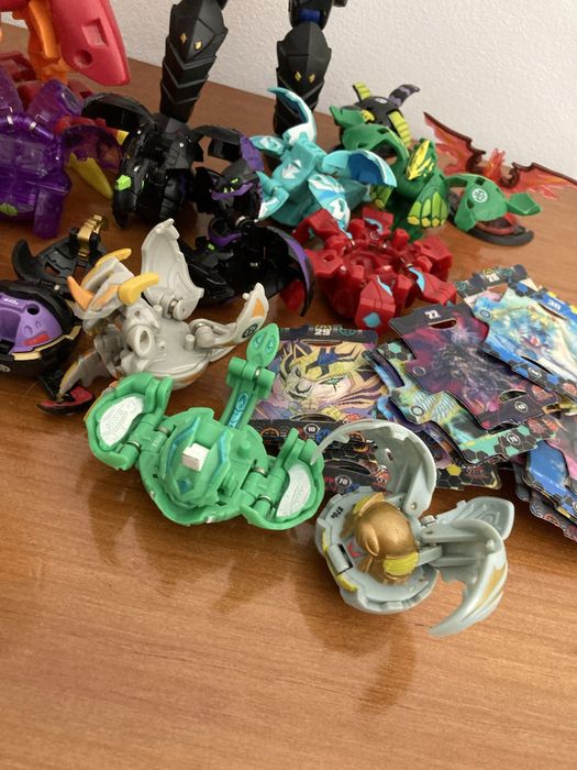 Bakugan Battle Brawllers Ultimate figure Collection Cartoon Network