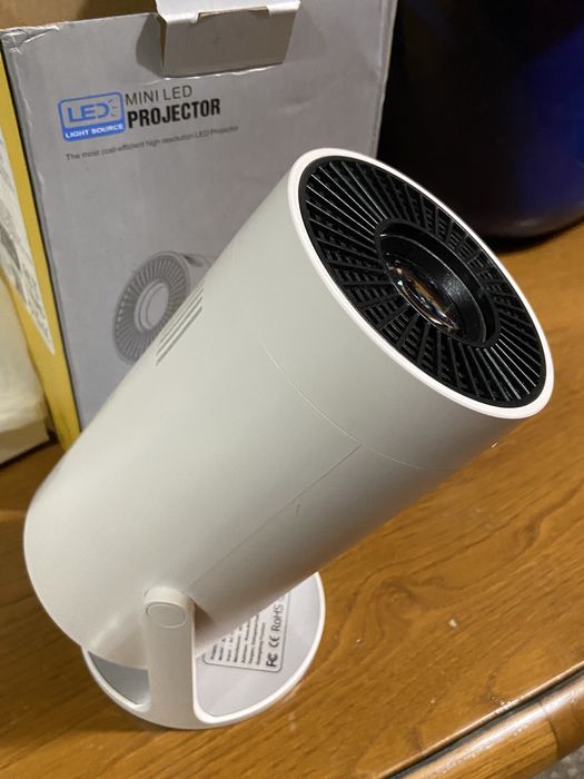 Rarely Used Projector440897523103846401