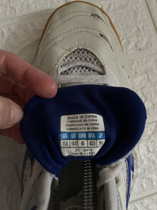 Кросівки Mizuno,45розмір