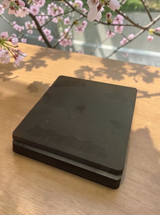 Playstation 4 Slim 2019