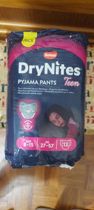 Fraldas cueca noturna Drynites Huggies novo