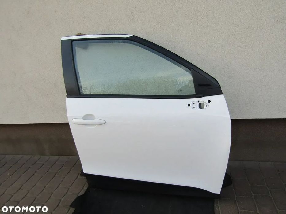 Drzwi Prawy Przód Toyota Yaris Cross 040 20 26R