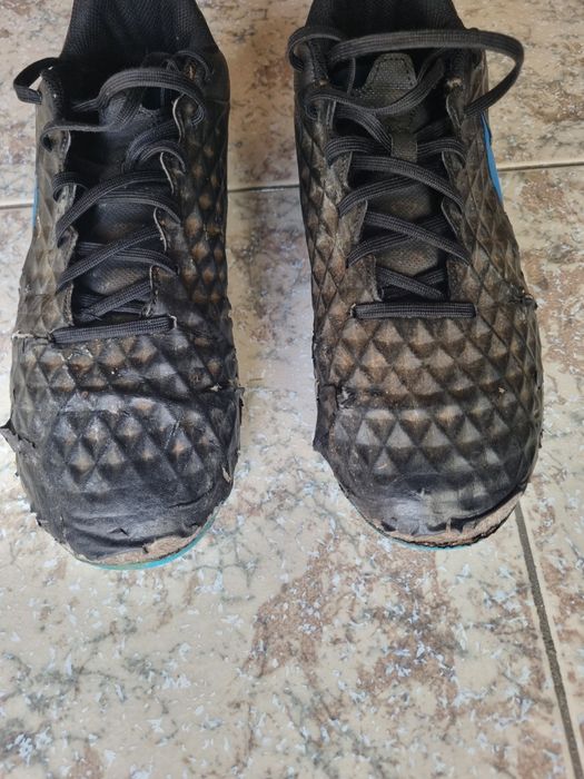 Chuteira Nike Tiempo 42