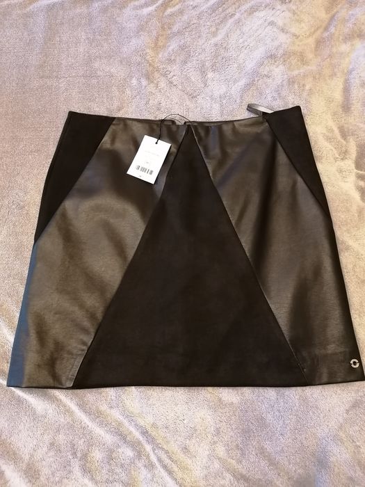 Spódnica trapezowa Top Secret r. 40