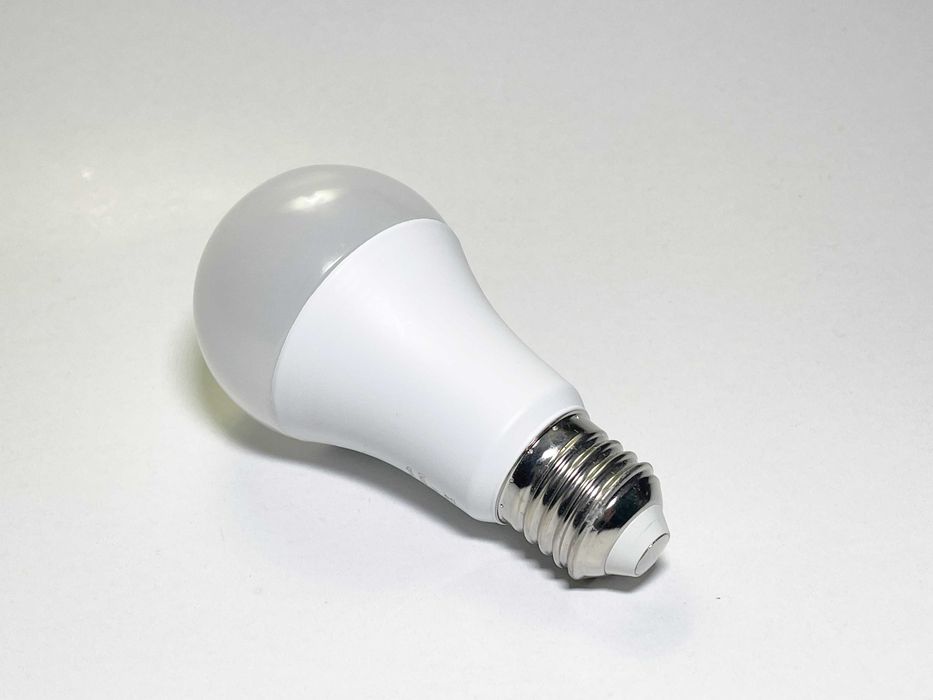 2 Lâmpadas LED Inteligente Wi-Fi RGB