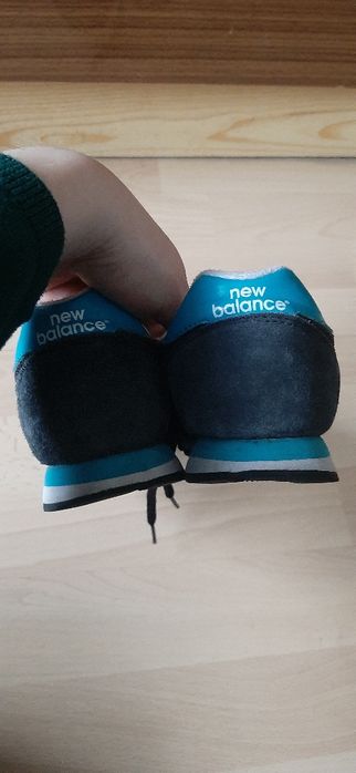 Buty adidasy new balance 373