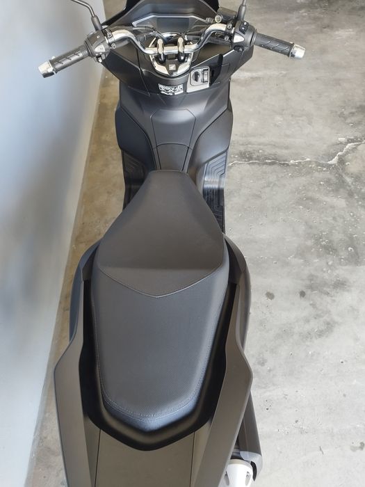 PCX 125 07/23 impecável