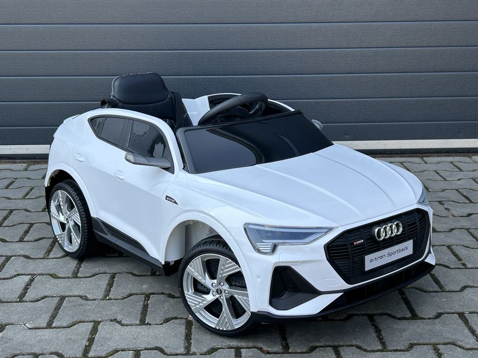 Auto na akumulator Audi E-Tron 4x4 Sportback Samochód dla dzieci