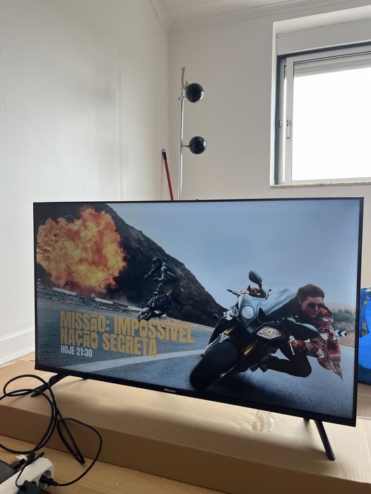 Smart TV Hisense 40 polegadas como nova
