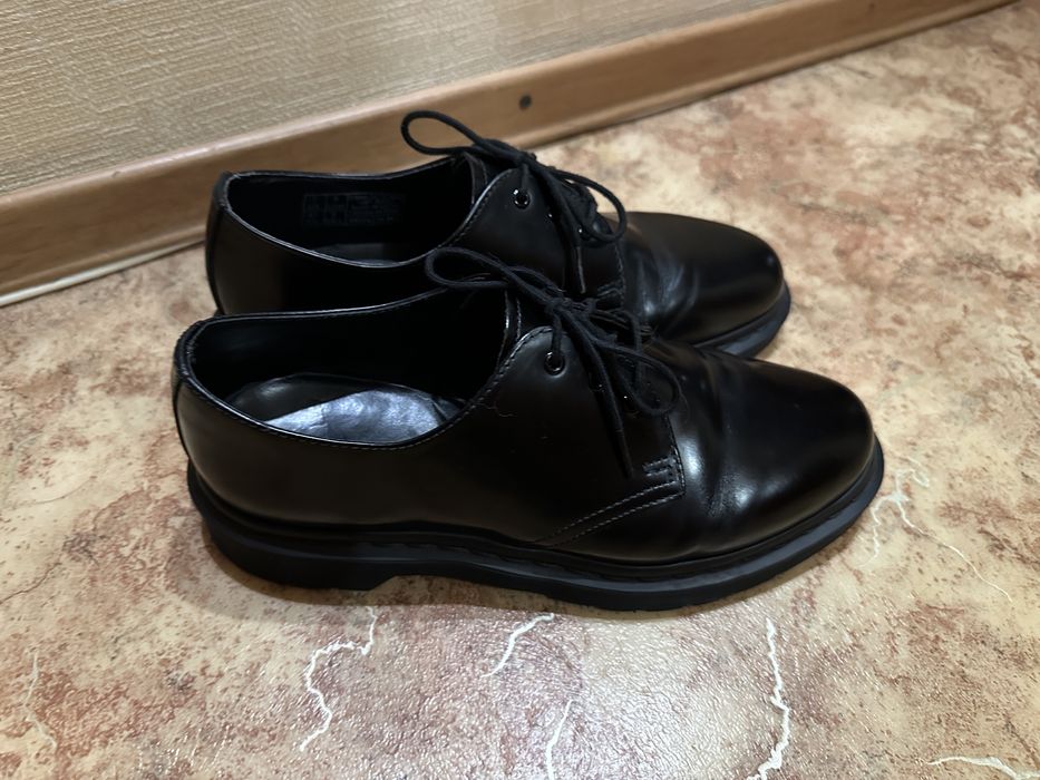Чоловічі шкіряні туфлі Dr Martens, розмір 41