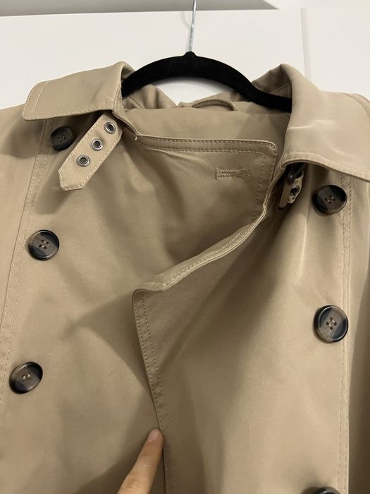 Бежевий тренч, розмір М