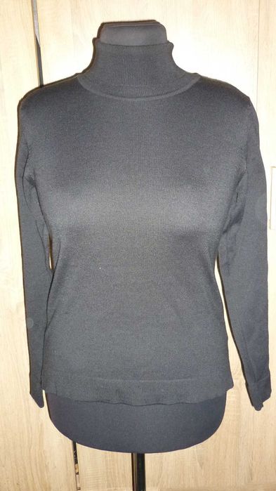 Ann Llewellyn- golf damski 50 % wełny  r; S/M