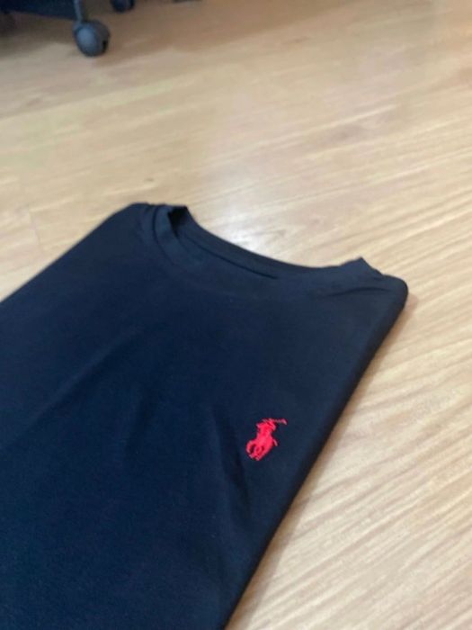 T-Shirt Ralph Lauren Tamanho M Preta Aconchegante e estilosa