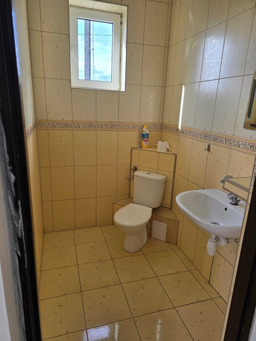 Wynajmę biuro halę plac