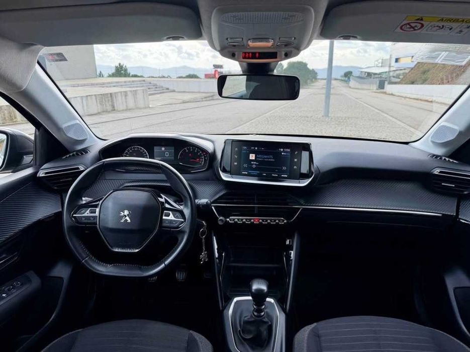 Peugeot 208 1.5BlueHDi    PREÇO NEGOCIÁVEL