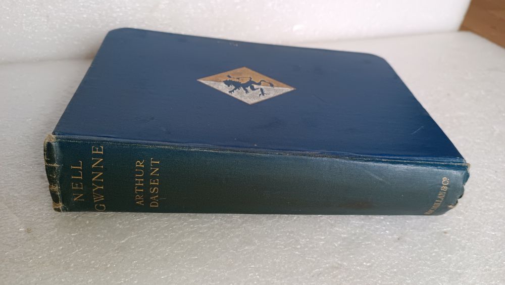 Raro livro de 1924 NELL GWYNNE por  Arthur Irwin Dasent