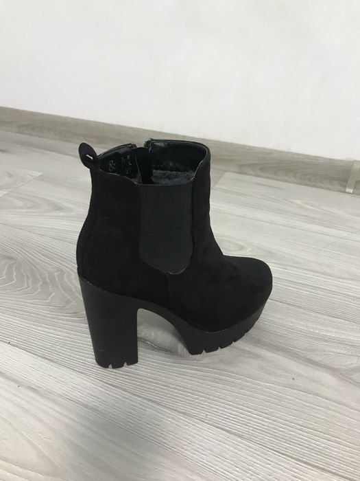 Чобітки жіночі, 37p