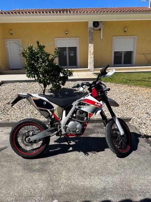 Ajp 125 PR4 2016 Supermoto