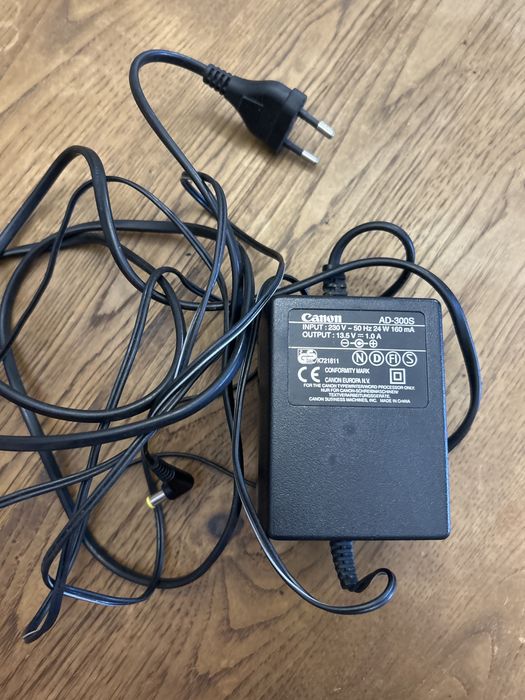 Canon Ad-300S transformador carregador fonte cabo