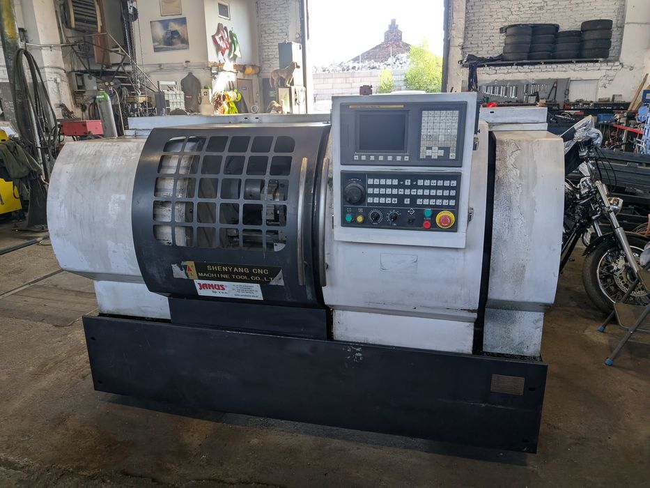 Tokarka Numeryczna CNC LATHE