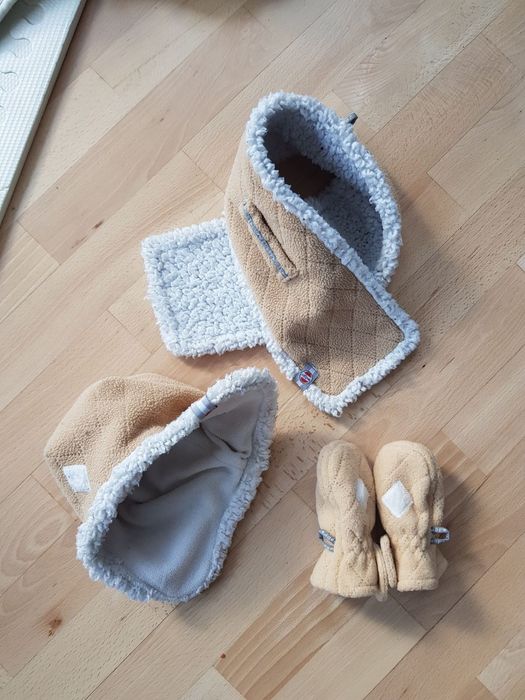 LODGER zimowy komplet mufka + GRATIS: czapka szalik rękawiczki