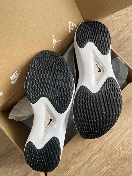 Бігові кросівки Nike ZOOM FLY 5,розмір 13 US 31 cm