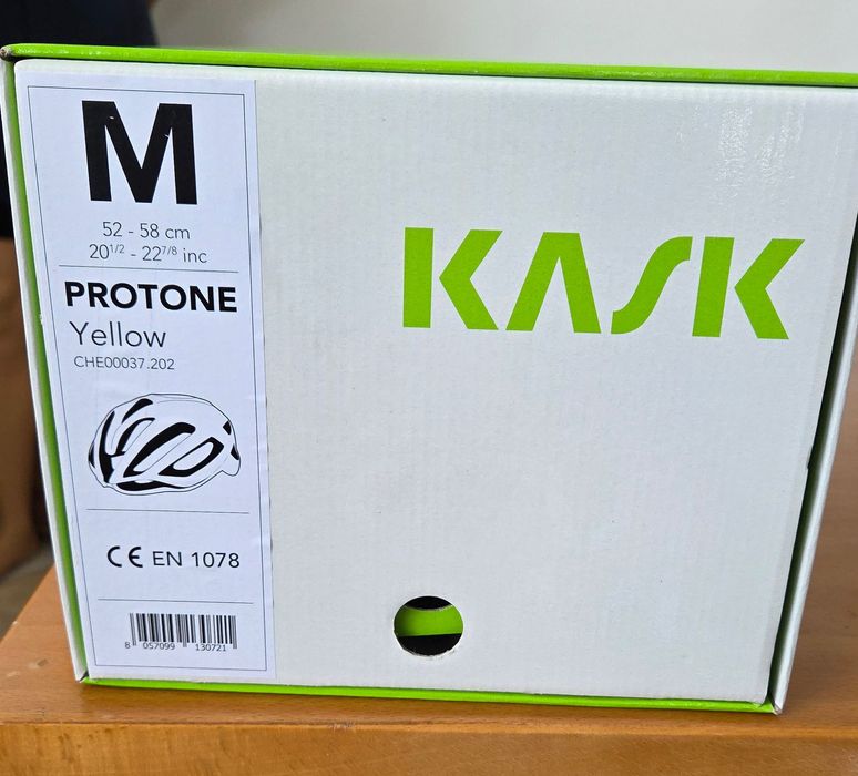 Capacetes Kask Protone - tamanhos M e L
