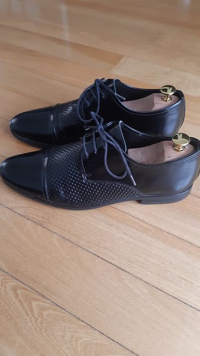 Półbuty męskie skórzane lakierki czarne Lasocki r. 40/41