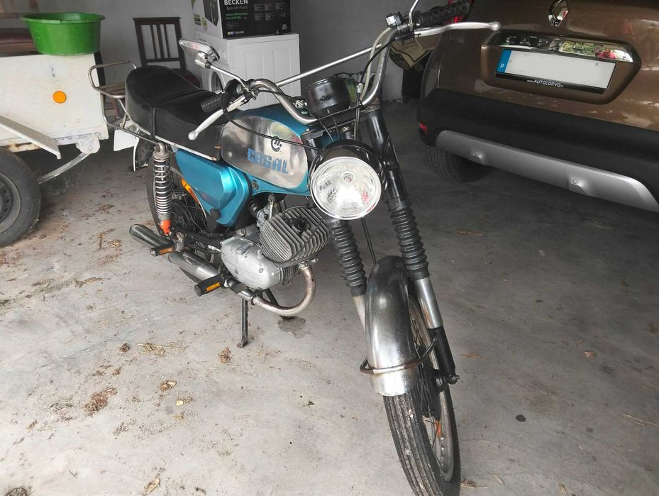 motorizada Casal k182s e outra