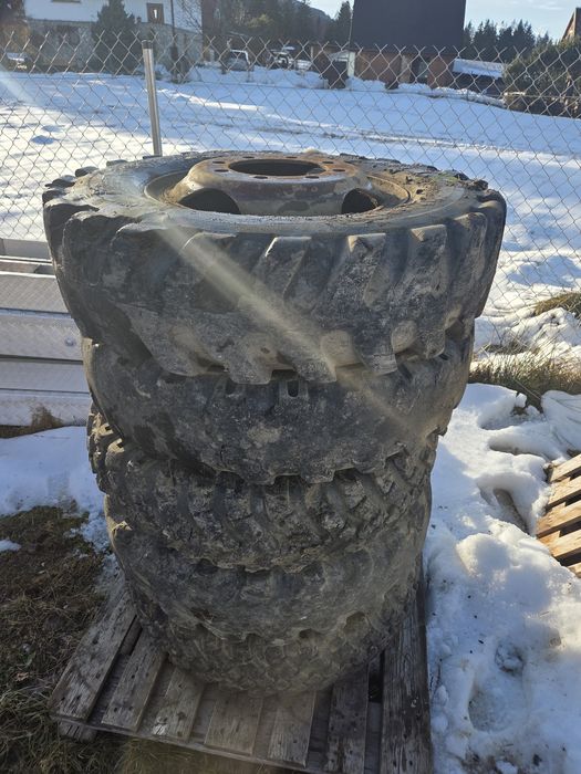 Koła felgi Robur 4x4 Traktor sam Atlas 1204 8szpilek 8.25 R20 Star itp