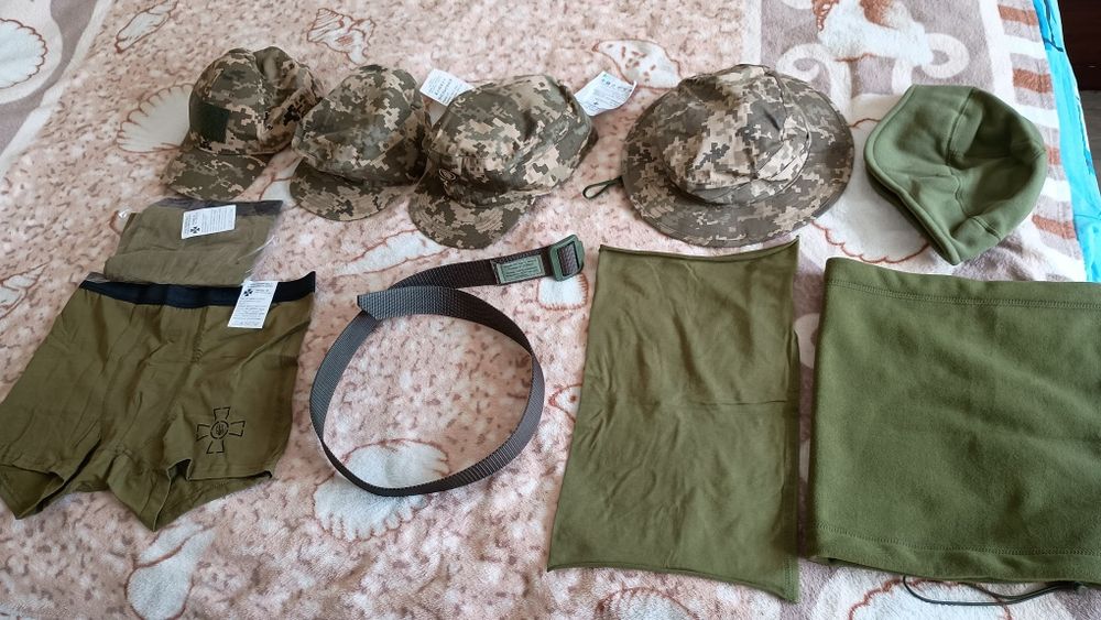 Кашкет польовий 57та 62 Панама 60 розмір кепка L баф,ремінь М,труси 52