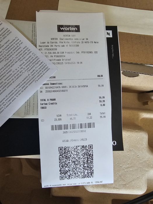 Maquina café Krups nespresso inissia vermelha, ou preta
