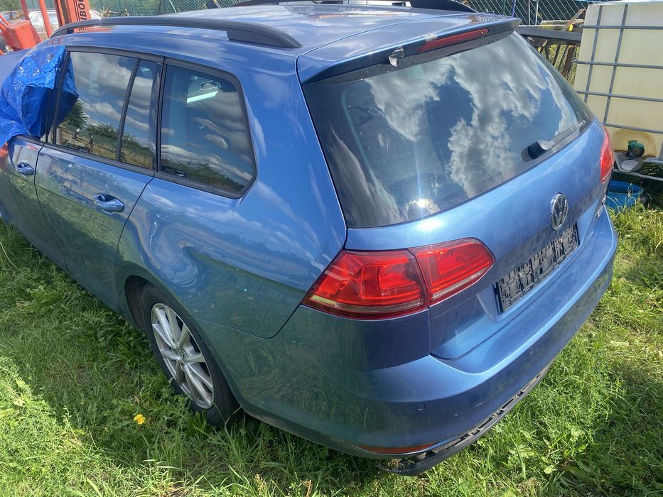 VW Golf  7  części   2015r