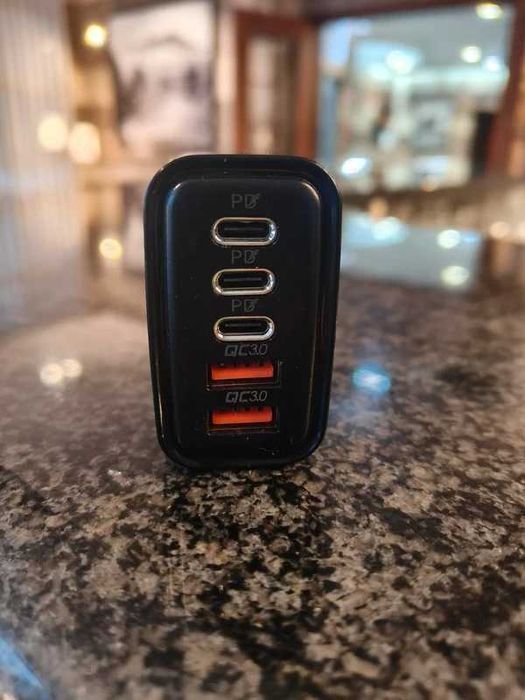 Carregador GaN 240W
