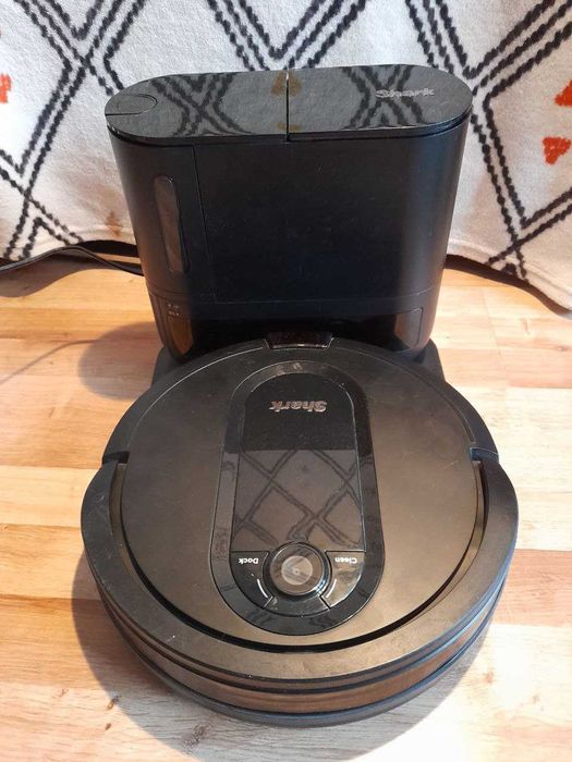 Robot sprzątający Shark RV1100S1EU.