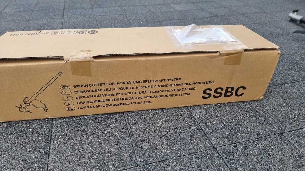 Podkaszarka Honda Versatool UMC425E 4-suv + SSBC