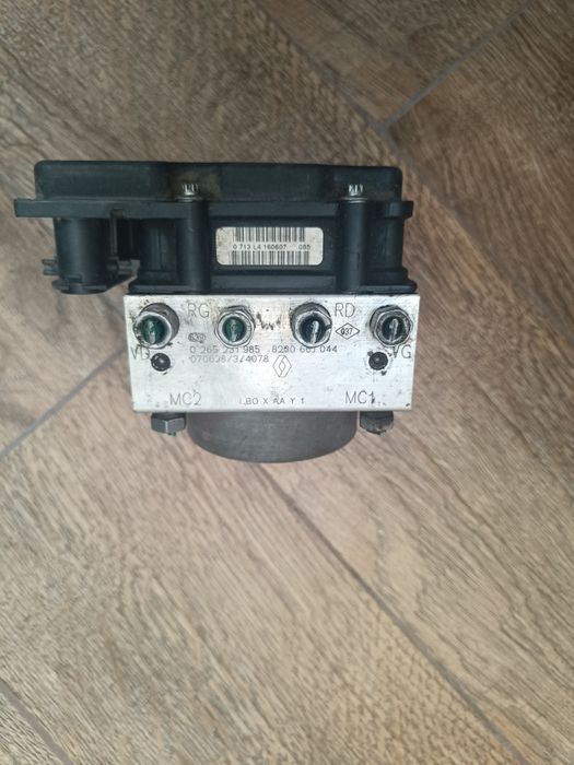 Блок ABS Renault Kango