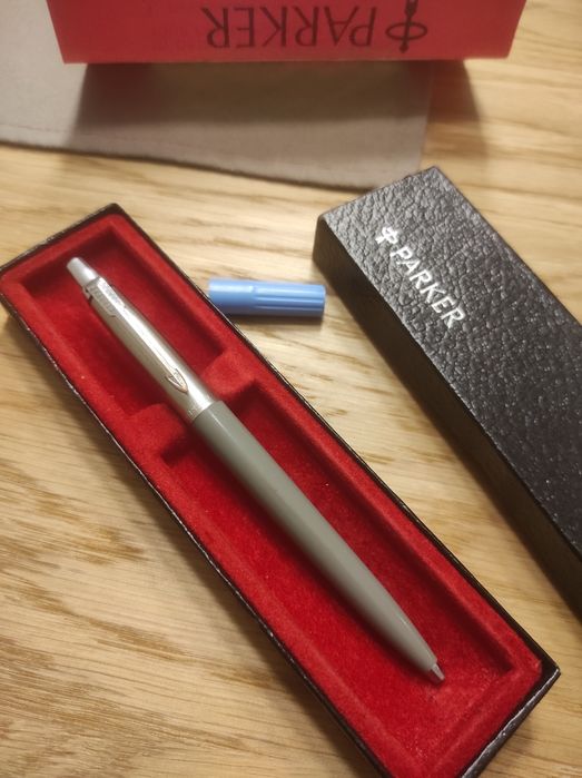 Parker Jotter Made in England – kolekcjonerski,  pudełko i instrukcja