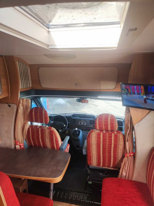 Autocaravana Perfilada Challenger Genesis 42 CAMA CENTRAL