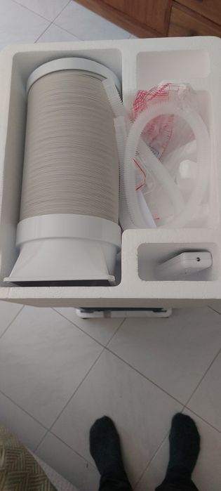 Ar Condicionado PORTÁTIL HTW Quente e frio 9kbtu com Wi-Fi. Com Fatura e Garantia