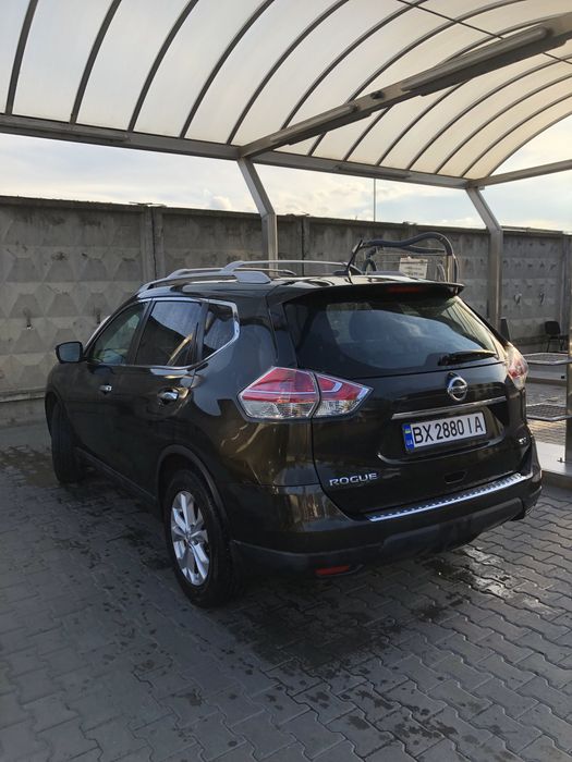 nissan rogue на 7 мість