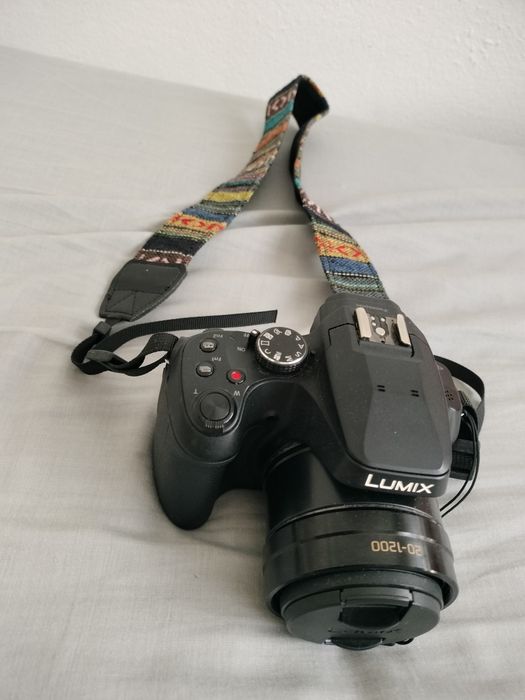 Câmara Lumix Panasonic
