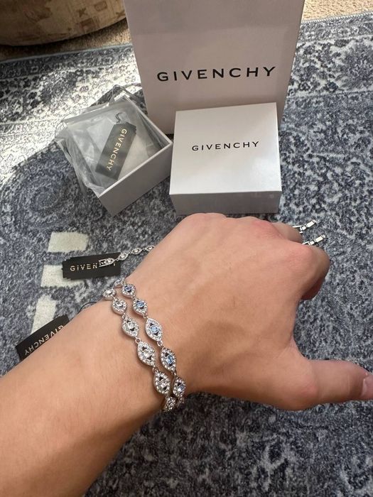 Givenchy flex bracelet