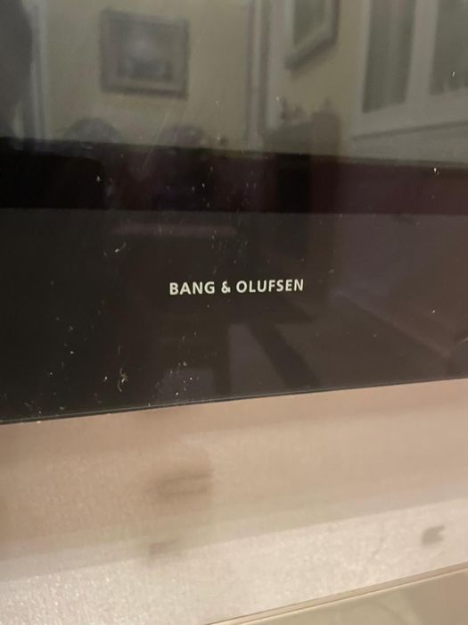Televisão BANG & OLUFSEN